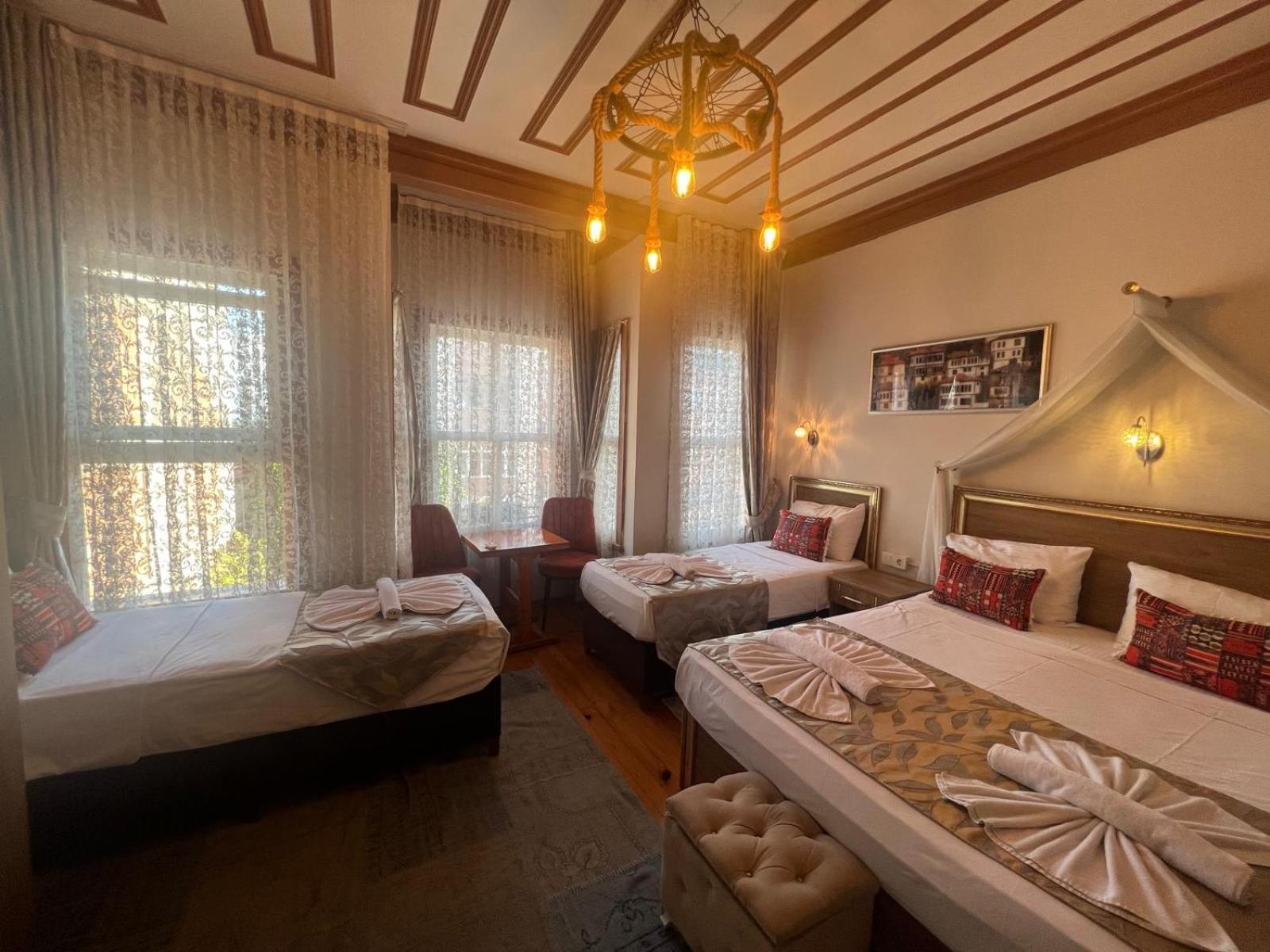 April Hotel Κωνσταντινούπολη Εξωτερικό φωτογραφία