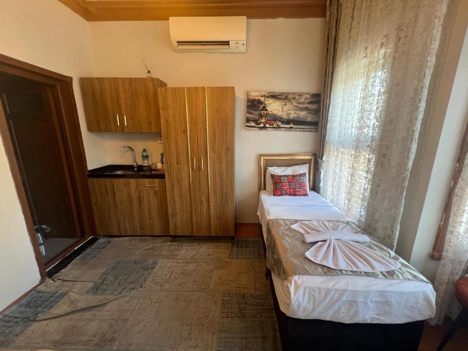 April Hotel Κωνσταντινούπολη Εξωτερικό φωτογραφία