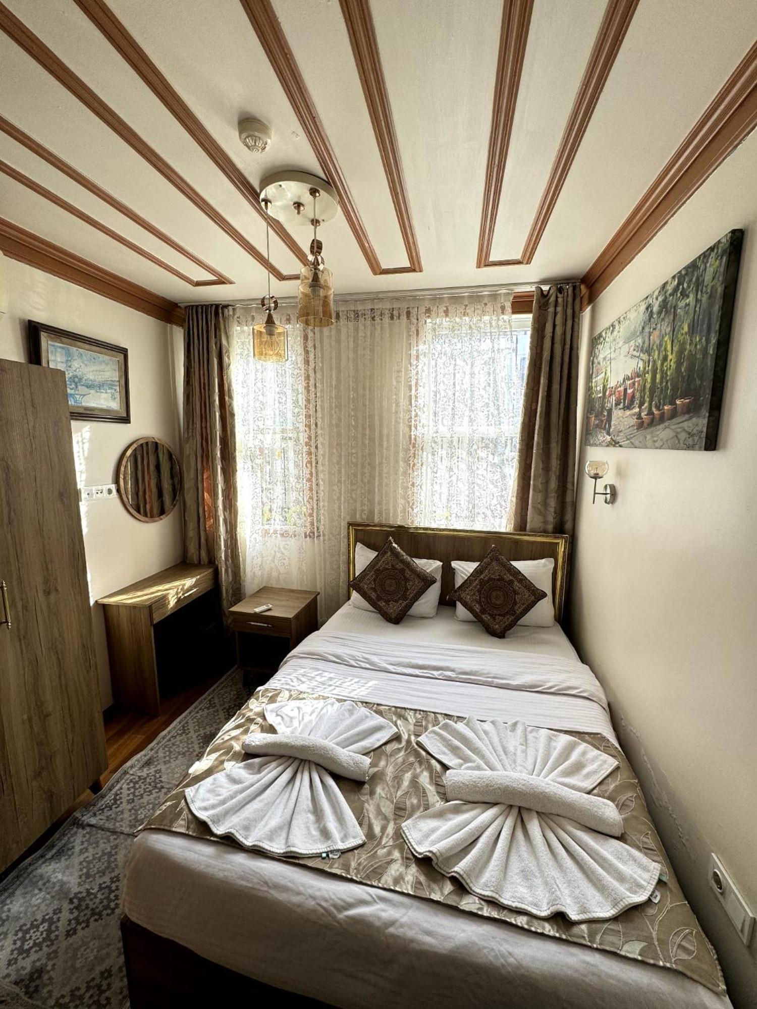 April Hotel Κωνσταντινούπολη Εξωτερικό φωτογραφία